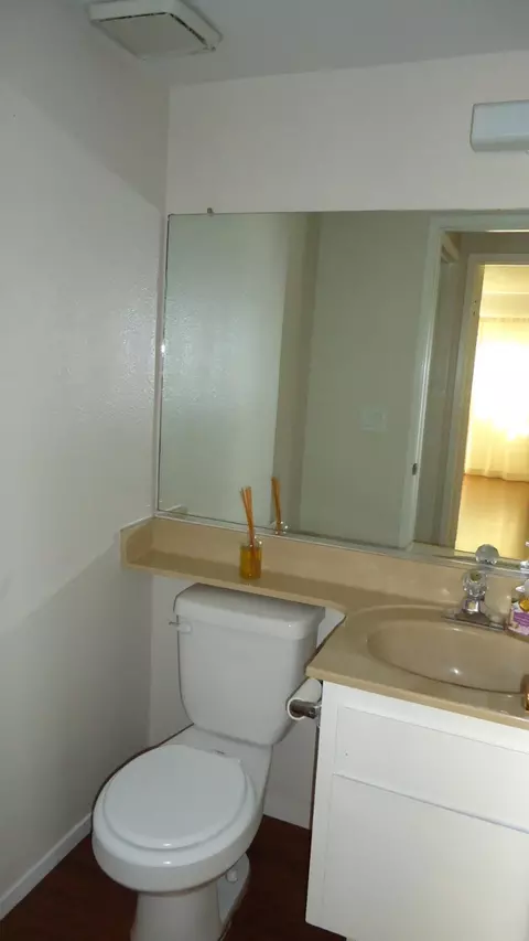 2331 E Sweet Ave, Visalia, CA 93292 photo 12