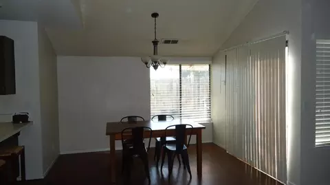 2331 E Sweet Ave, Visalia, CA 93292 photo 8