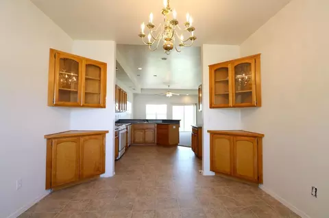 1651 Maple Ct, Tulare, CA 93274 photo 10