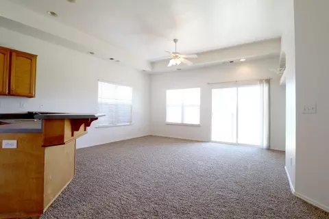 1651 Maple Ct, Tulare, CA 93274 photo 3