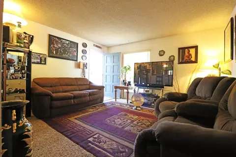 1910 E Vassar Dr, Visalia, CA 93292 photo 4