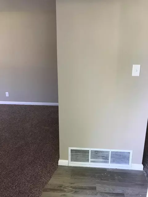 2373 E Sierra Ave, Tulare, CA 93274 photo 3