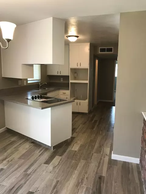 2373 E Sierra Ave, Tulare, CA 93274 photo 7