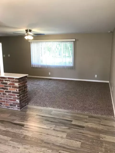 2373 E Sierra Ave, Tulare, CA 93274 photo 6