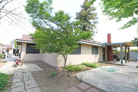1925 Eastbrook Ave, Tulare, CA 93274 photo 16