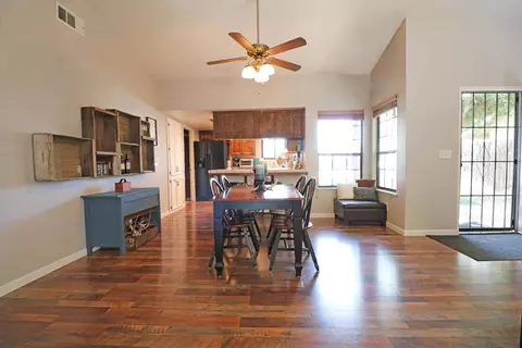 1925 Eastbrook Ave, Tulare, CA 93274 photo 6