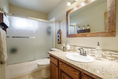 213 W Fremont Ave, Clovis, CA 93612 photo 25