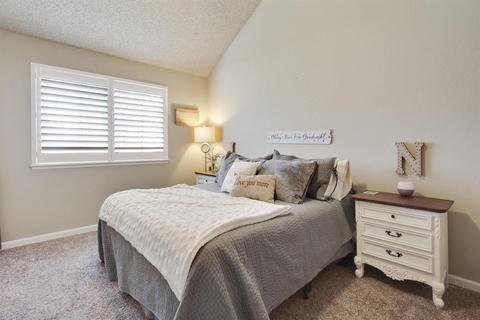 213 W Fremont Ave, Clovis, CA 93612 photo 19