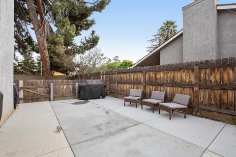 213 W Fremont Ave, Clovis, CA 93612 photo 28