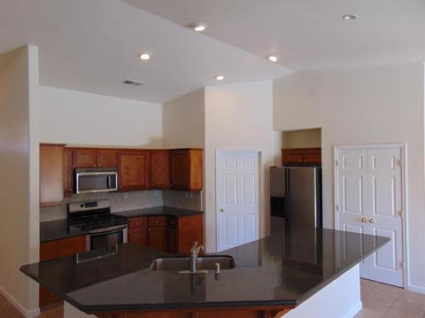 752 Bodega Ave, Lemoore, CA 93245 photo 8