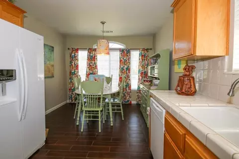 1222 Marks Ct, Dinuba, CA 93618 photo 14