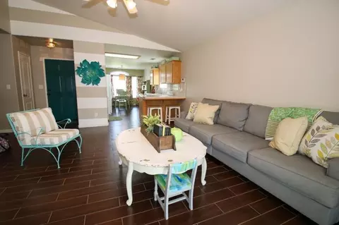 1222 Marks Ct, Dinuba, CA 93618 photo 5