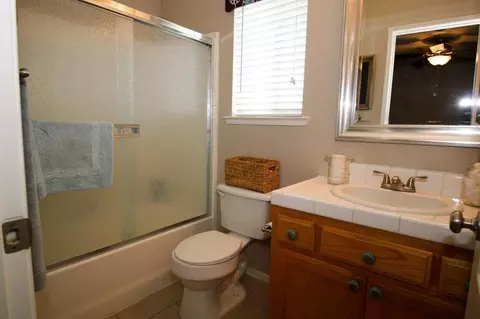 1222 Marks Ct, Dinuba, CA 93618 photo 28