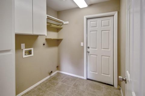 831 E Palm Dr, Hanford, CA 93230 photo 21