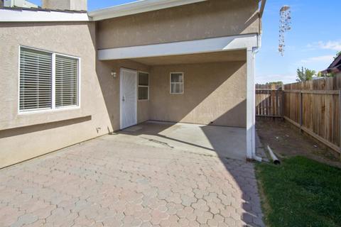831 E Palm Dr, Hanford, CA 93230 photo 27