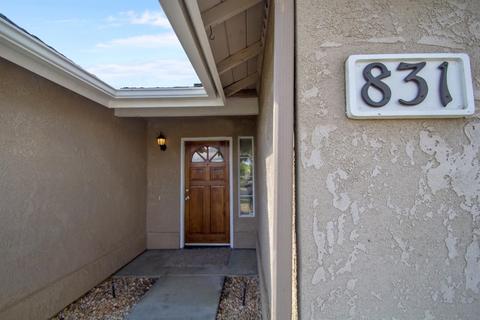 831 E Palm Dr, Hanford, CA 93230 photo 4