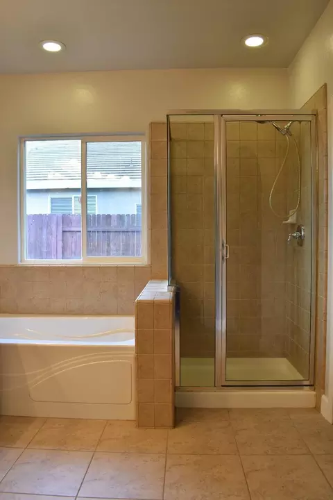349 Hampton St, Tulare, CA 93274 photo 26