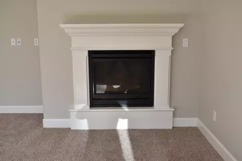 349 Hampton St, Tulare, CA 93274 photo 19