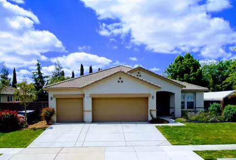 349 Hampton St, Tulare, CA 93274 photo 48
