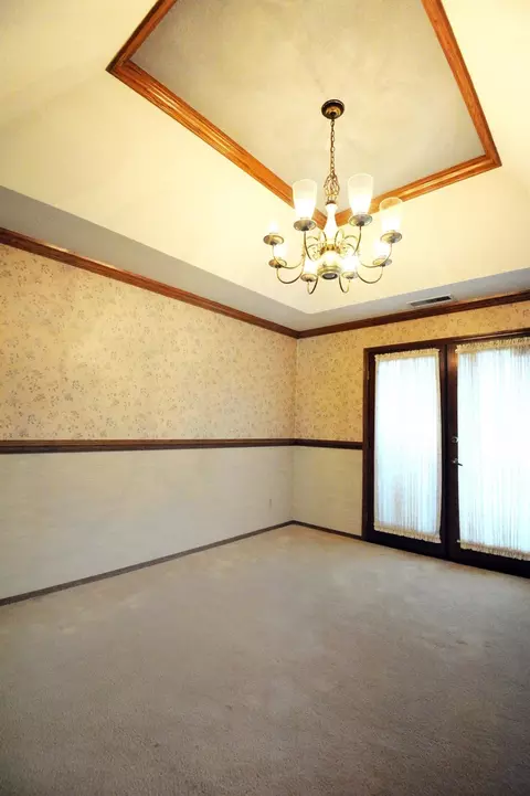 304 E Parkview Ave, Visalia, CA 93277 photo 40