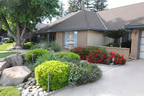 304 E Parkview Ave, Visalia, CA 93277 photo 80