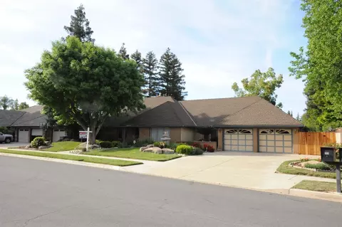 304 E Parkview Ave, Visalia, CA 93277 photo 78