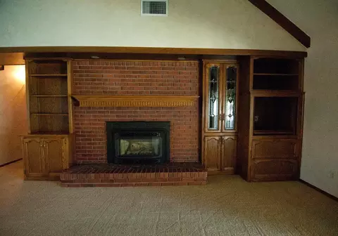 304 E Parkview Ave, Visalia, CA 93277 photo 31