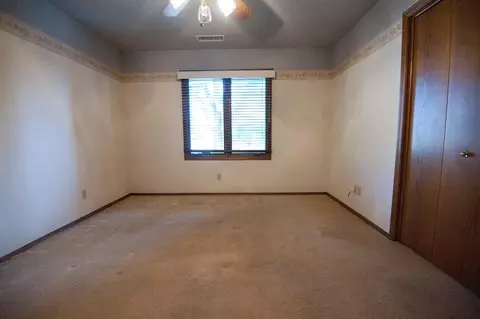 304 E Parkview Ave, Visalia, CA 93277 photo 62