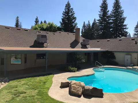 304 E Parkview Ave, Visalia, CA 93277 photo 17