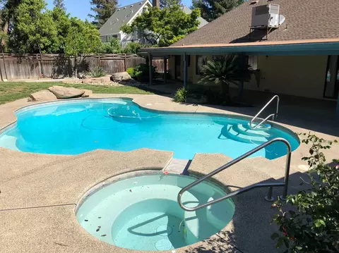 304 E Parkview Ave, Visalia, CA 93277 photo 19