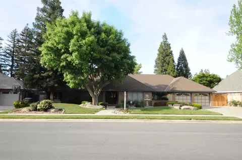 304 E Parkview Ave, Visalia, CA 93277 photo 79