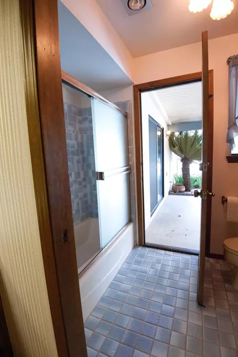 304 E Parkview Ave, Visalia, CA 93277 photo 76