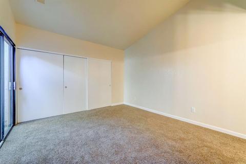 643 E Harold Ave, Visalia, CA 93292 photo 11