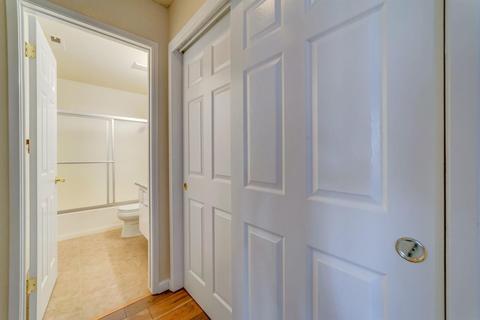 643 E Harold Ave, Visalia, CA 93292 photo 10