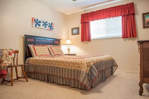 888 E Davis Dr, Dinuba, CA 93618 photo 9