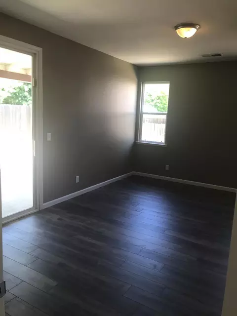 1191 Pine Dr, Lemoore, CA 93245 photo 15