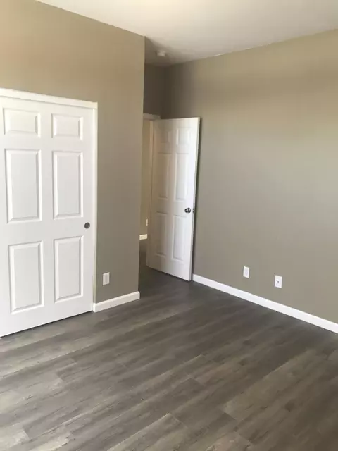 1191 Pine Dr, Lemoore, CA 93245 photo 6