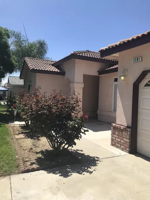 1191 Pine Dr, Lemoore, CA 93245 photo 3