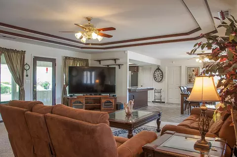 31014 Angus Loop Dr, Springville, CA 93265 photo 14