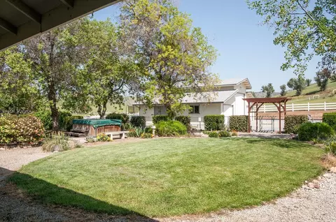 31014 Angus Loop Dr, Springville, CA 93265 photo 53