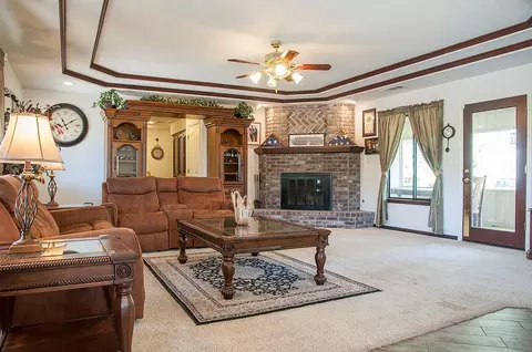 31014 Angus Loop Dr, Springville, CA 93265 photo 15