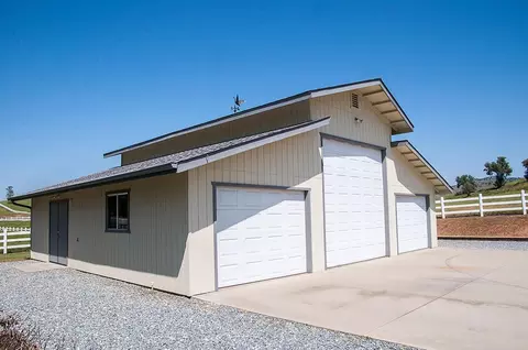 31014 Angus Loop Dr, Springville, CA 93265 photo 47
