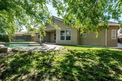 324 Hemmingway Ct, Tulare, CA 93274 photo 37