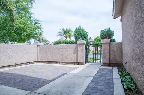 1845 N Madera St, Visalia, CA 93292 photo 5