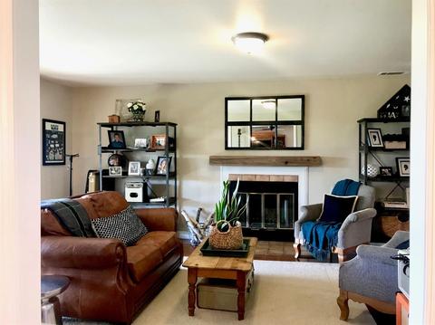 1482 W Marinette Ave, Exeter, CA 93221 photo 4