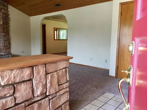 2620 E Paradise Ave, Visalia, CA 93292 photo 8