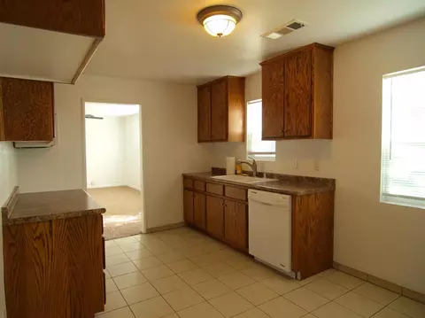 628 S Kaweah Ave, Exeter, CA 93221 photo 11