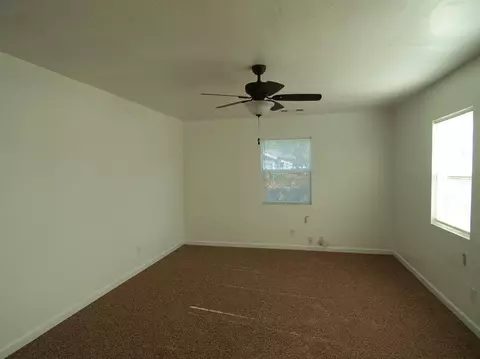 628 S Kaweah Ave, Exeter, CA 93221 photo 7