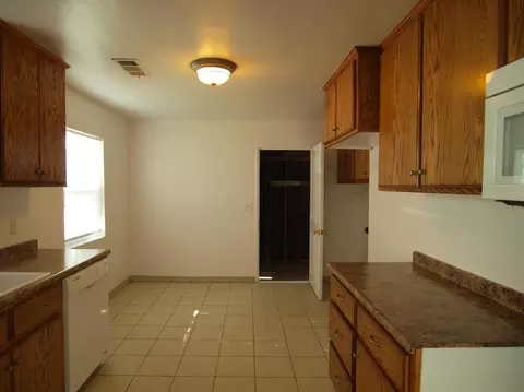 628 S Kaweah Ave, Exeter, CA 93221 photo 8