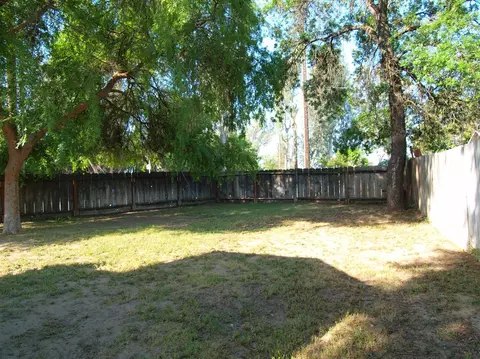 628 S Kaweah Ave, Exeter, CA 93221 photo 22